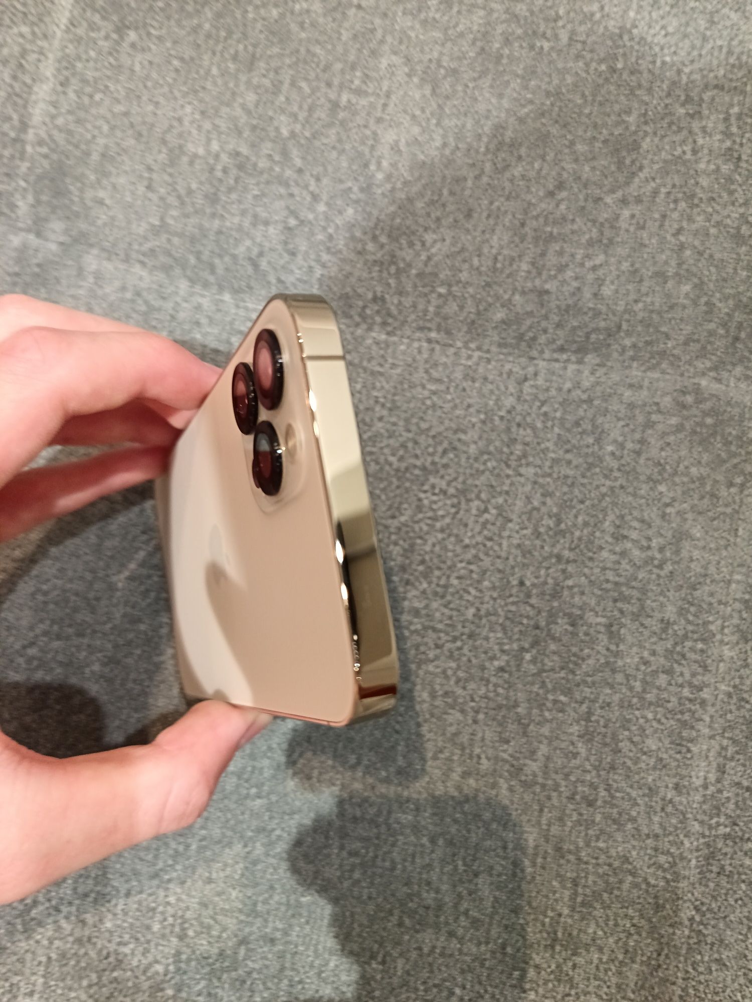 Iphone 12 Pro + Подаръци