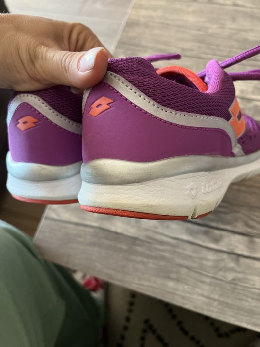 Маратонки Lotto 37