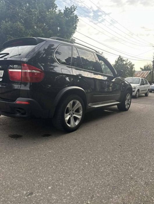 Vând BMW x5 schimb