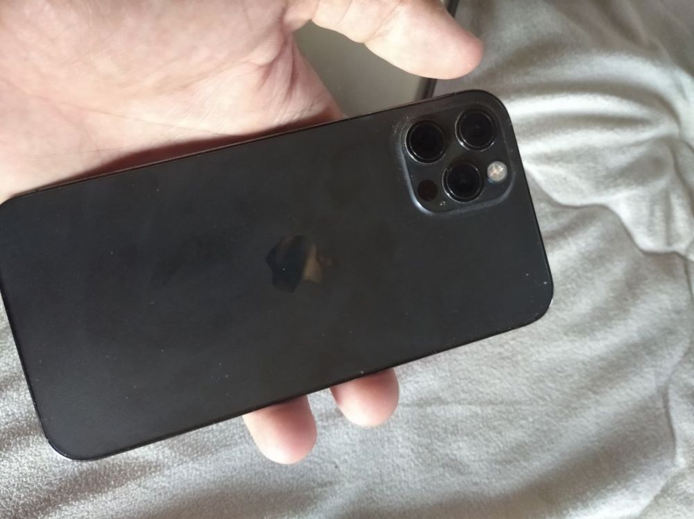 Iphone 12 pro sotiladi