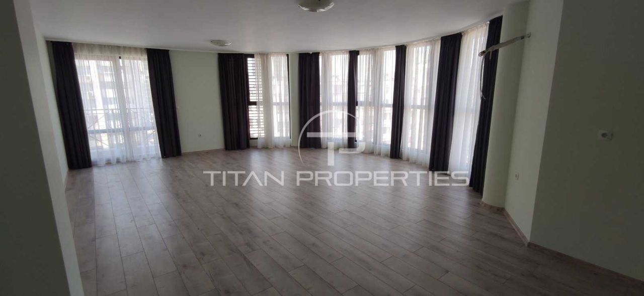 Продава се Многостаен апартамент в Пловдив, Кършияка - 197 кв.м за 1371 €/кв.м - Снимка #1