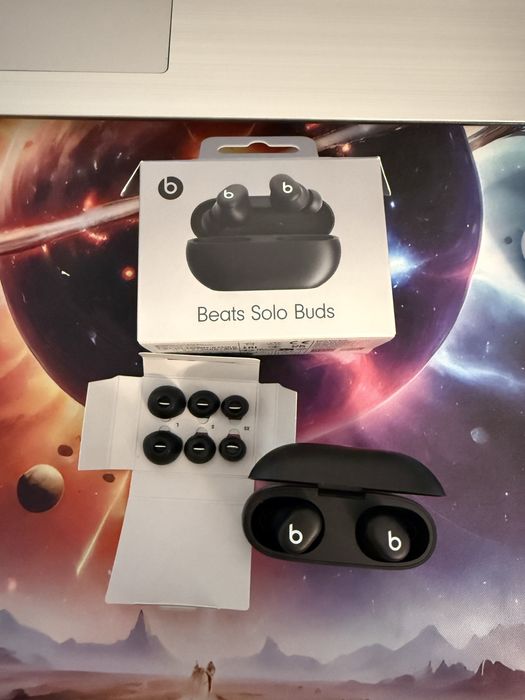 Beats Solo Buds Black