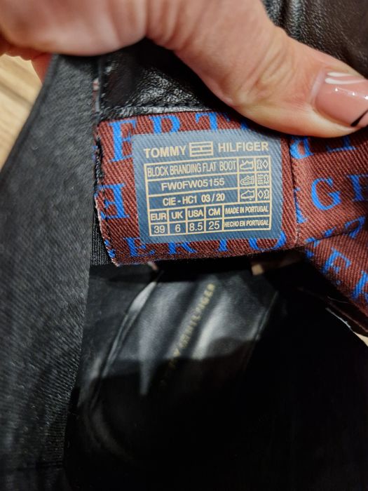 Оригинални дамски боти от естествена кожа  TOMMY HILFIGER