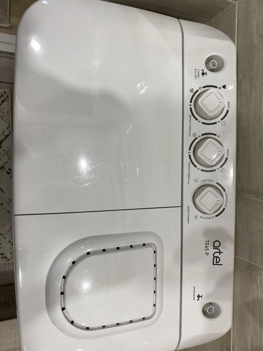 Продаю машинку полуавтомат в хорошем состоянии