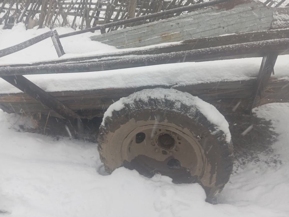 Продам тележку однооску.