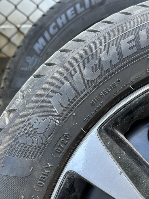205/55/16  мишелинки 2 броя 2 броя са друга марка