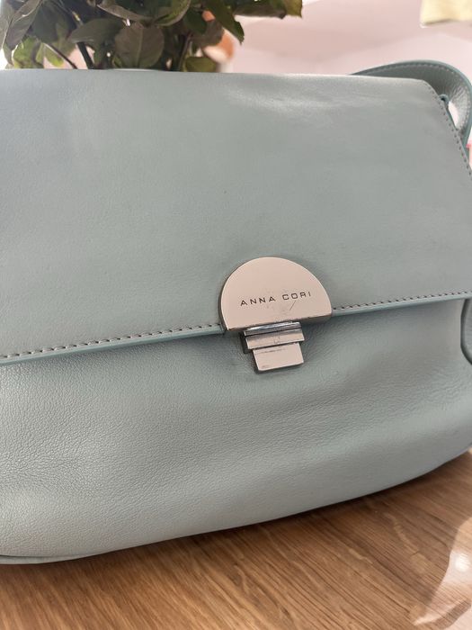Geanta Anna Cori din piele naturala