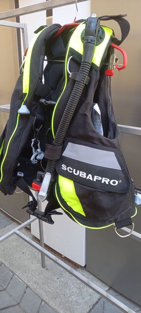 Costum de scufundari SCUBAPRO
