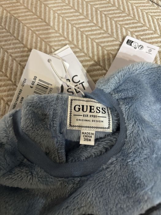 Бебешки комплект от 2 части Guess