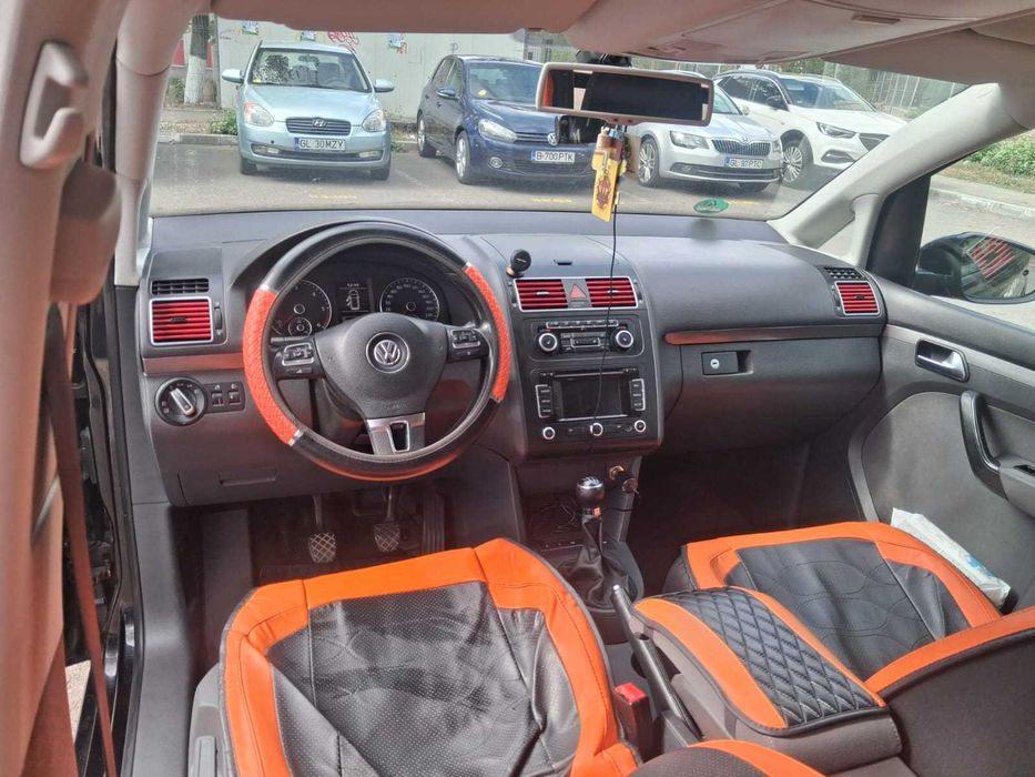 Vand VW Touran 2011, 1.6 TDI