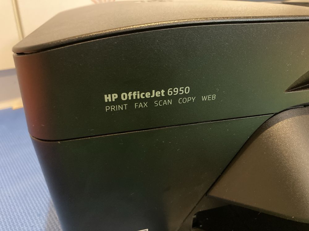 Imprimanta HP OfficeJet 6950 multifunctionala