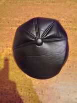 продавам кожено яке и каскет от естествена кожа в добро състояние