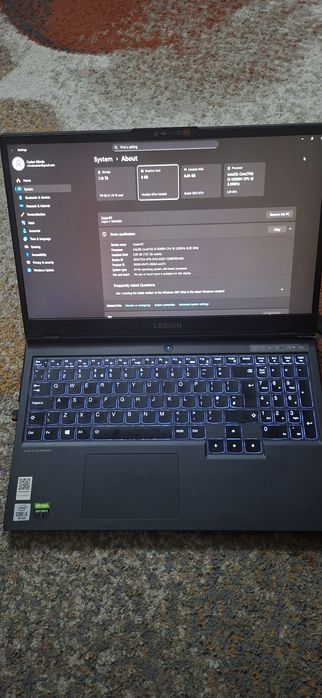 Lenovo Legion 5 15IMH05H