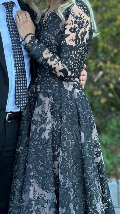 Rochie neagra dantela deosebita marimea 36/S
