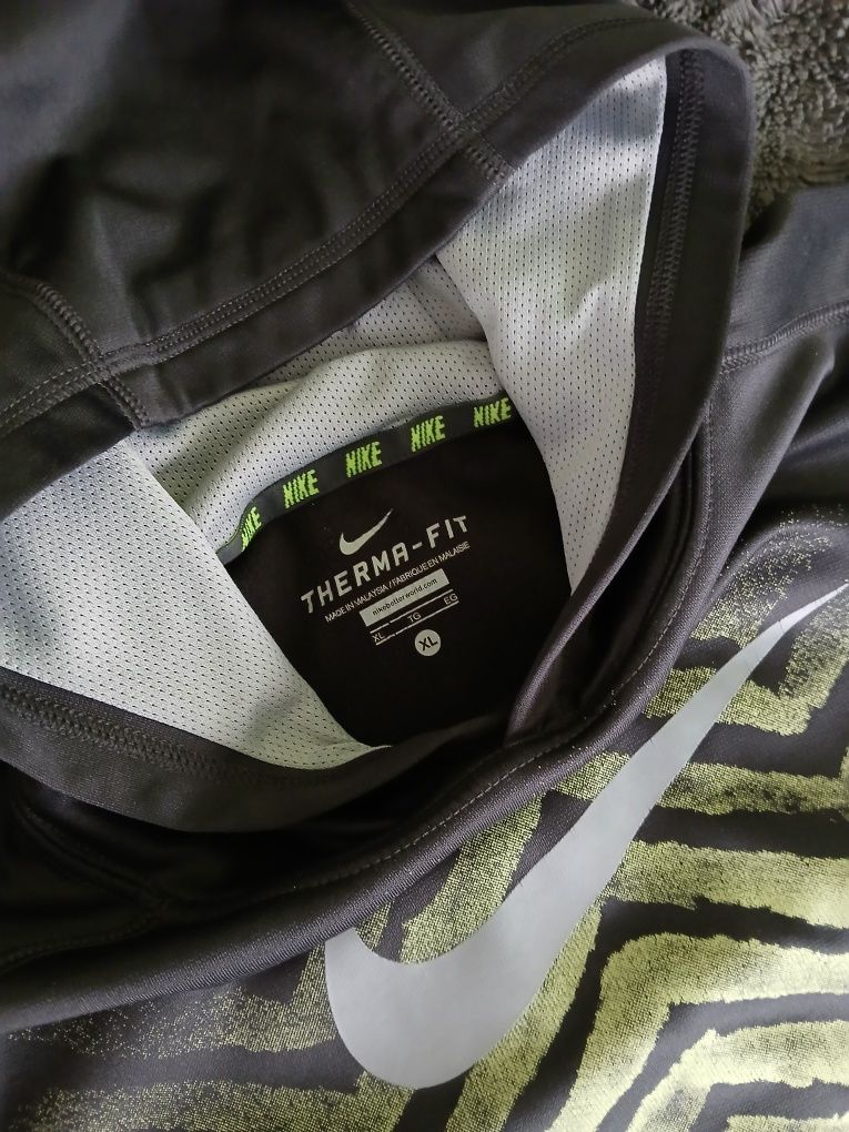Оригинален Nike и нови маркови дънки за ръст 164 см