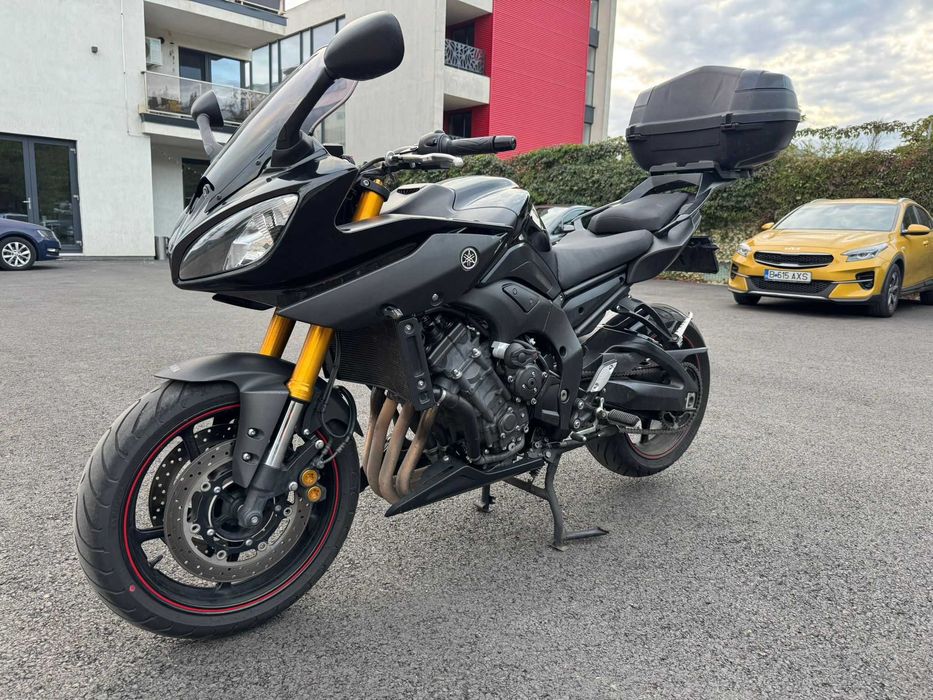 Se vinde Yamaha FZ8