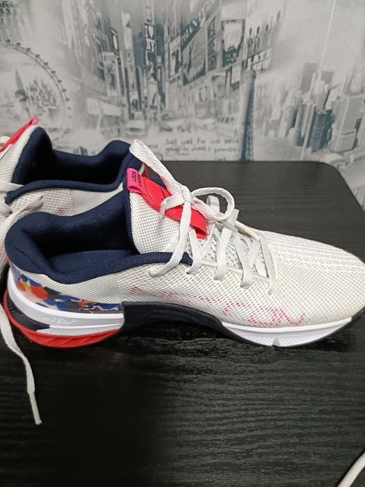 Adidași Nike măsura 39