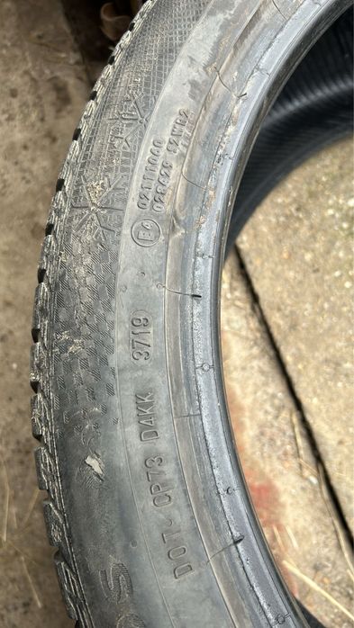Anvelope iarna Continetal 255/40 R20