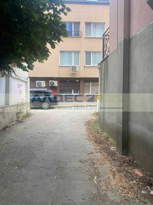 Дава се под наем Гараж / Паркомясто в София, Манастирски ливади - 11 кв.м за 127.5 € - Снимка #2