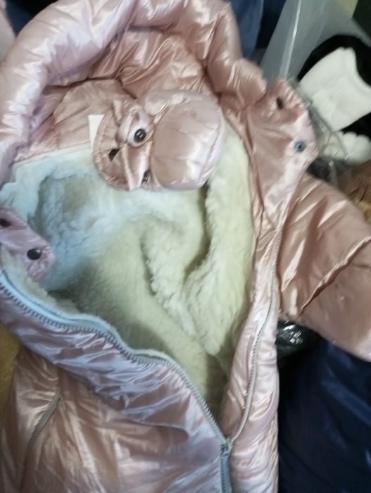 Продам конверт - комбинезон на девочку