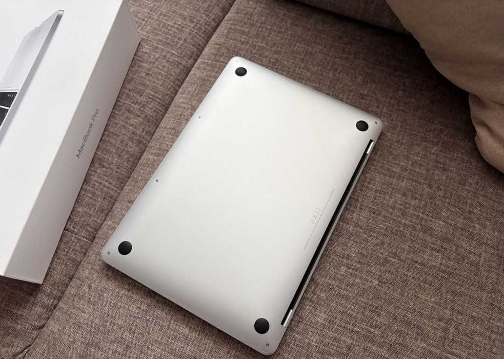 MacBook pro 16/512 /2020 FULL Box