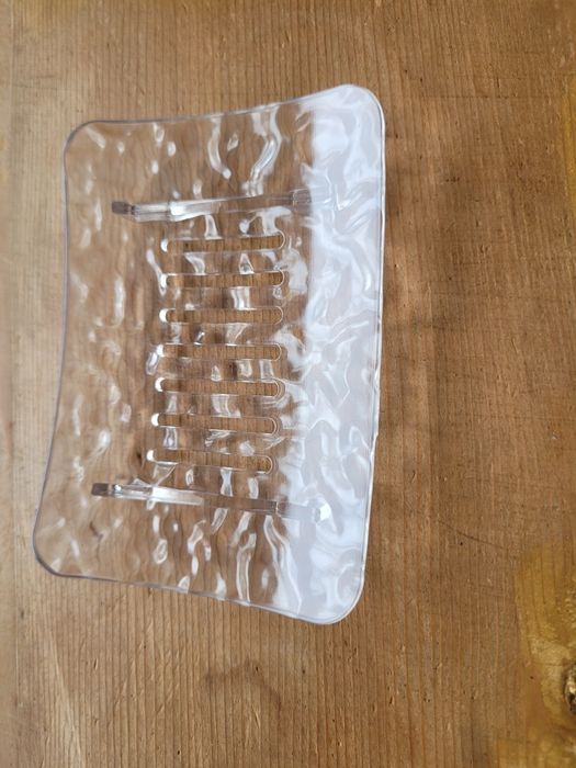 Suport transparent pentru sapun