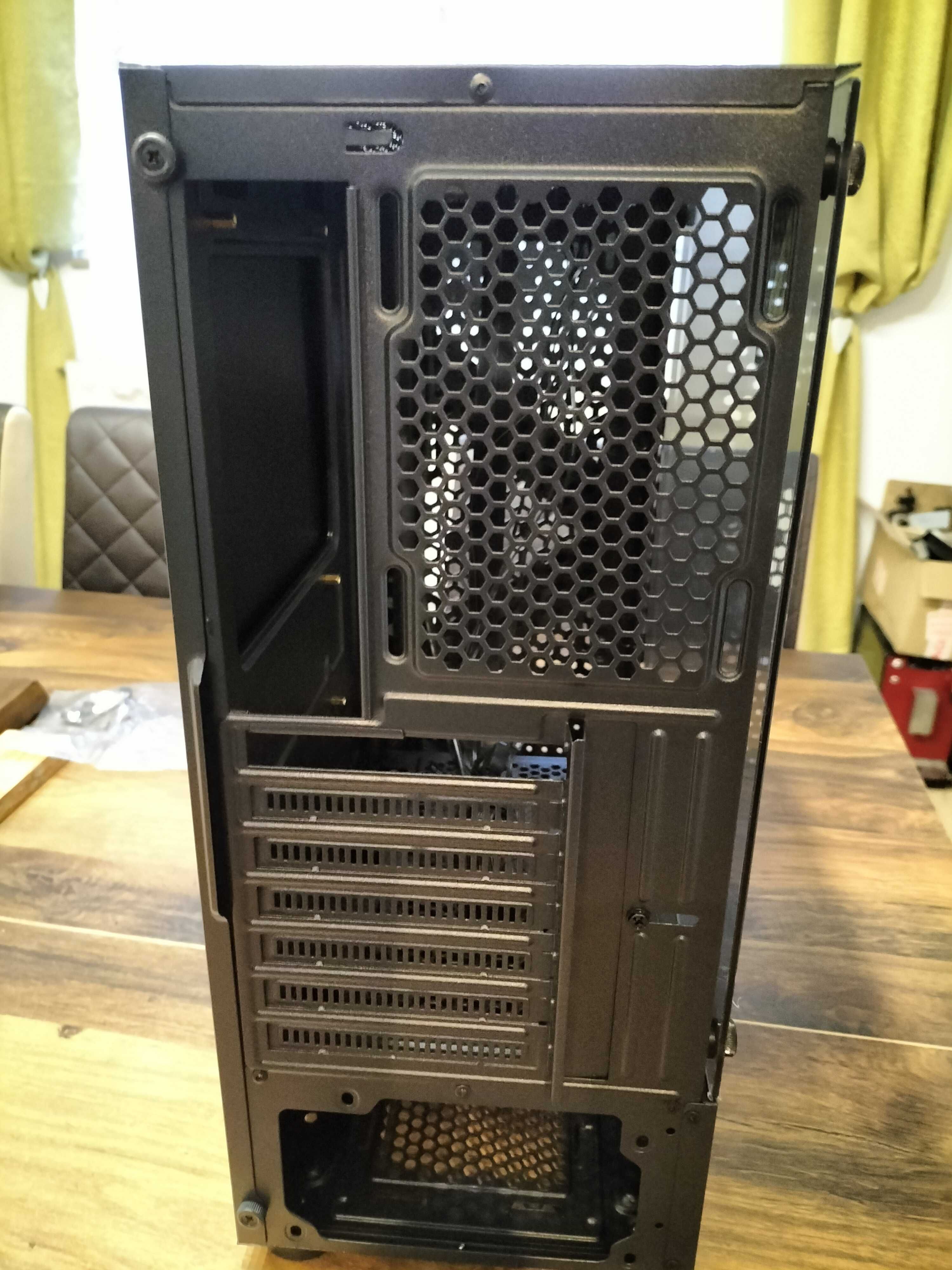 Carcasa PC Gaming ATX - NOU Sigilat