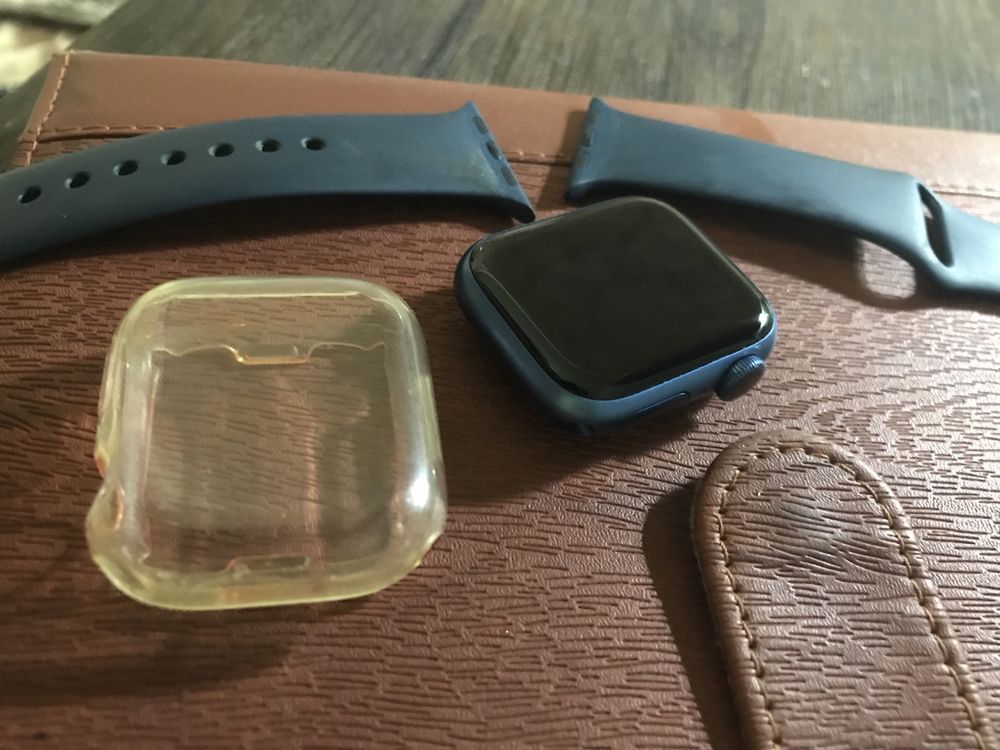 Продам  или обмен на ps 4  apple watch 7 41mm blue или на iphone11