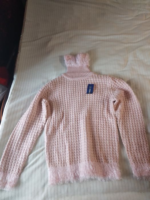 Блузи далък ръкав пуловери в магазина