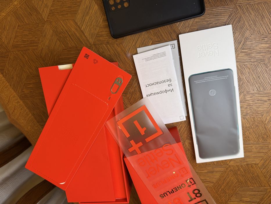 OnePlus 8T перфектен