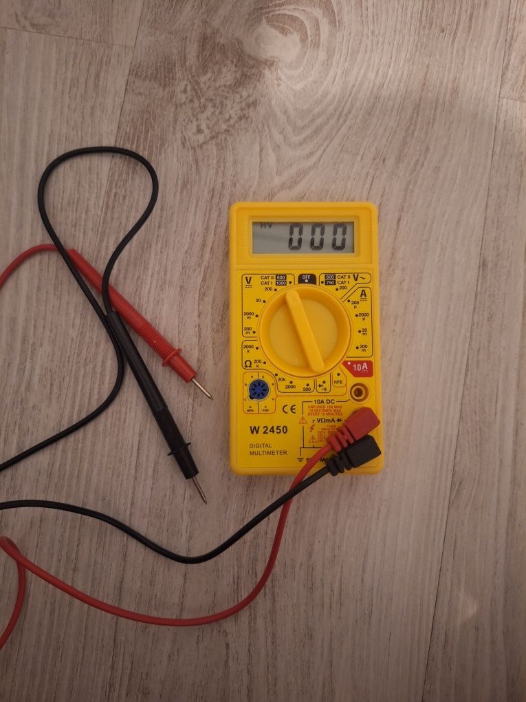 Multimetru digital Wert 2450 DC AC
