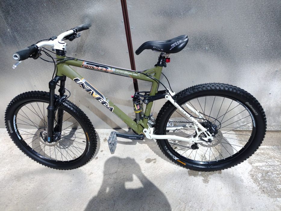 Două Mountain Bike