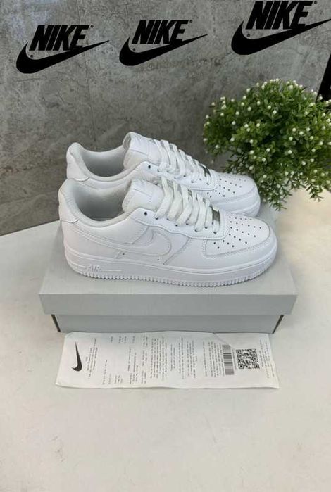 Nike Air Force 1 Low '07 Alb Mărimea 44