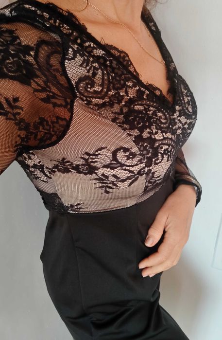 Дамски официален гащеризон с дантелени ръкави