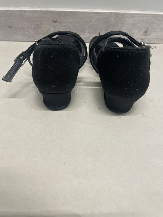 Обувки за танци самба ; ча ча