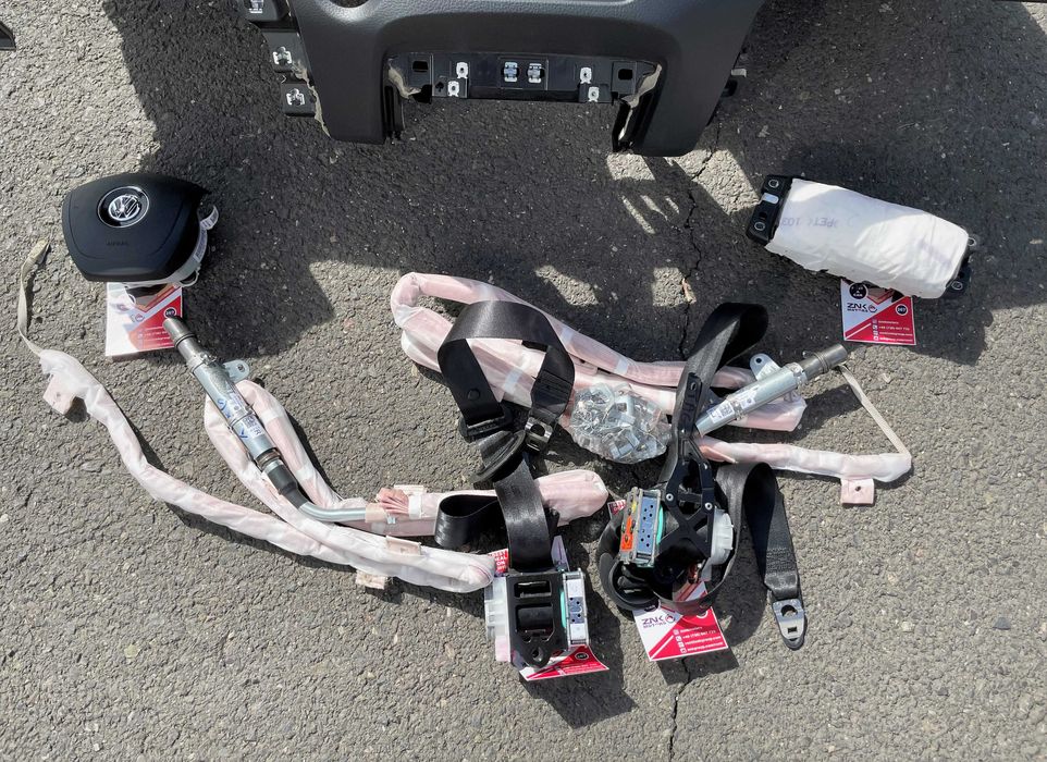 volskwagen touareg p7 kit airbag volan pasager plansa de bord