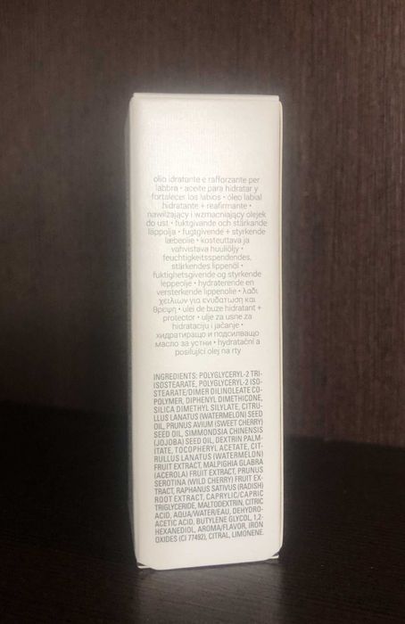 Fenty Beauty Treatz Hydrating + Strengthening Lip Oil