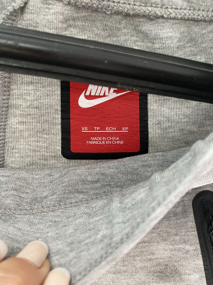 Nike tech fleece ,nike екип ,клинове,блузи