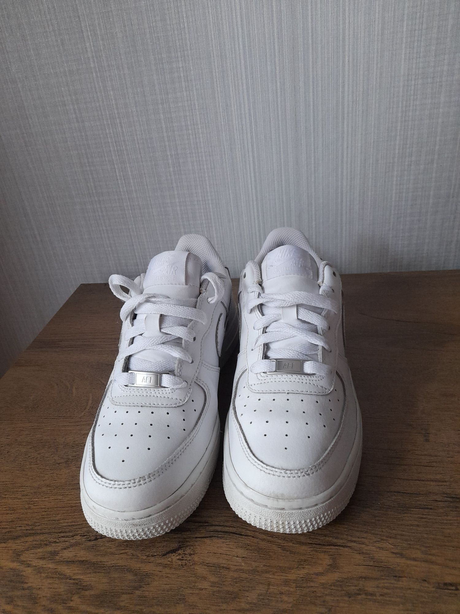 Nike Air force 1 кецове 38 номер.