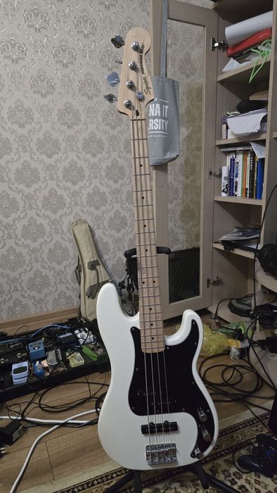 Бас гитара Squier Affinity PJ