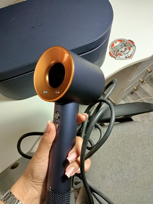 Vând Uscător pat Dyson