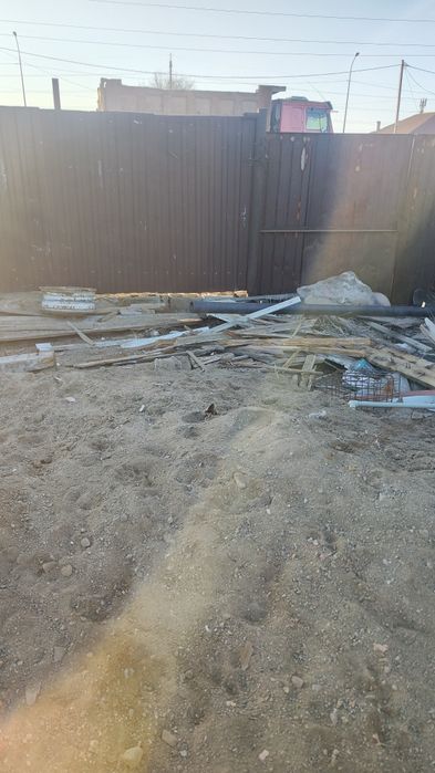 На дрова.Бесплатно. самовывоз