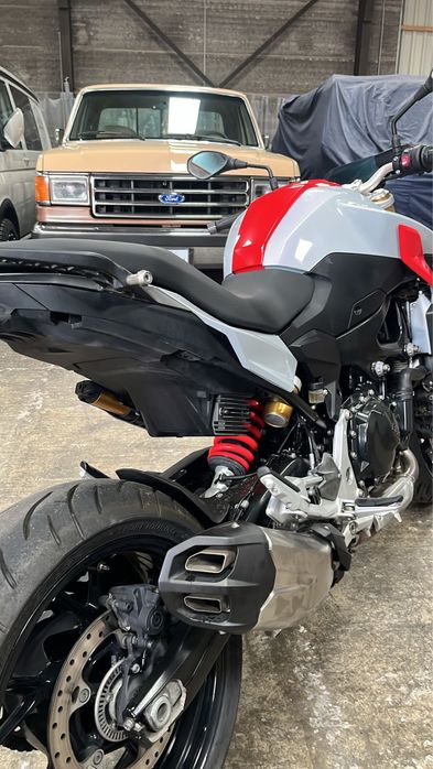 Bmw F900R 2024 ( fac schimb cu yamaha , kawasaki , Atv , CF , Linhai)