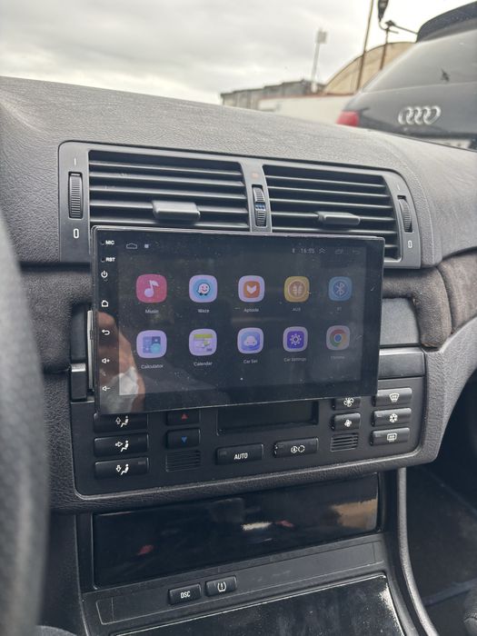 Мултимедия car play