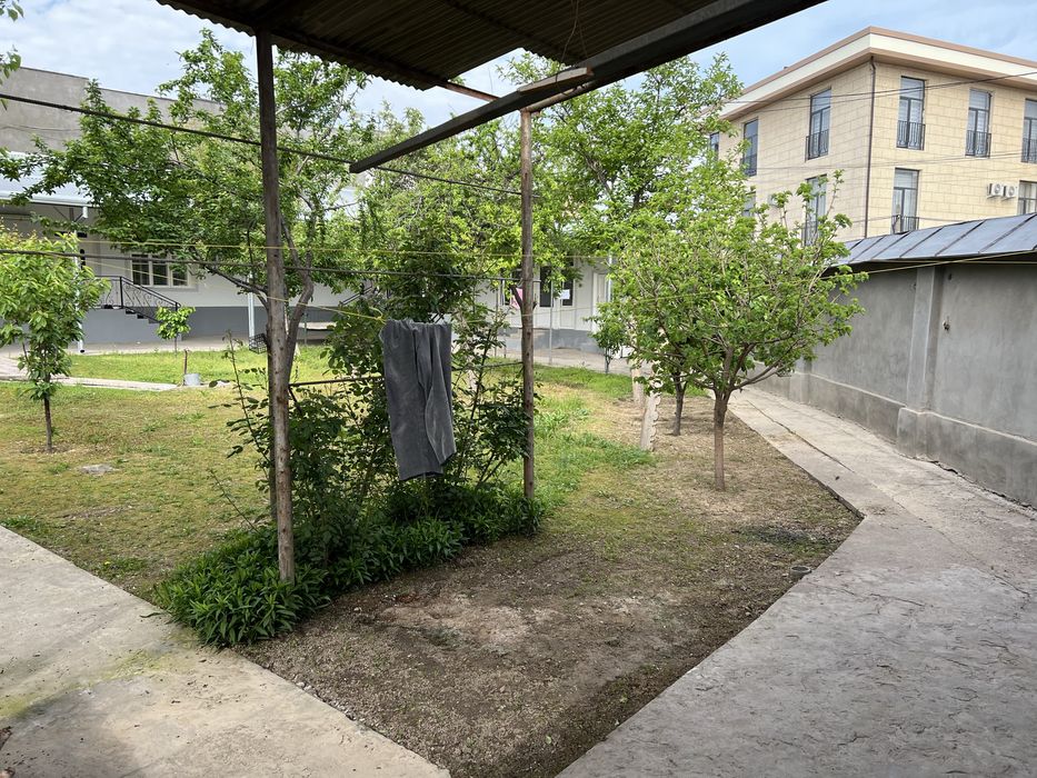 Samarqand Darvozada Xovli  Sotiladi