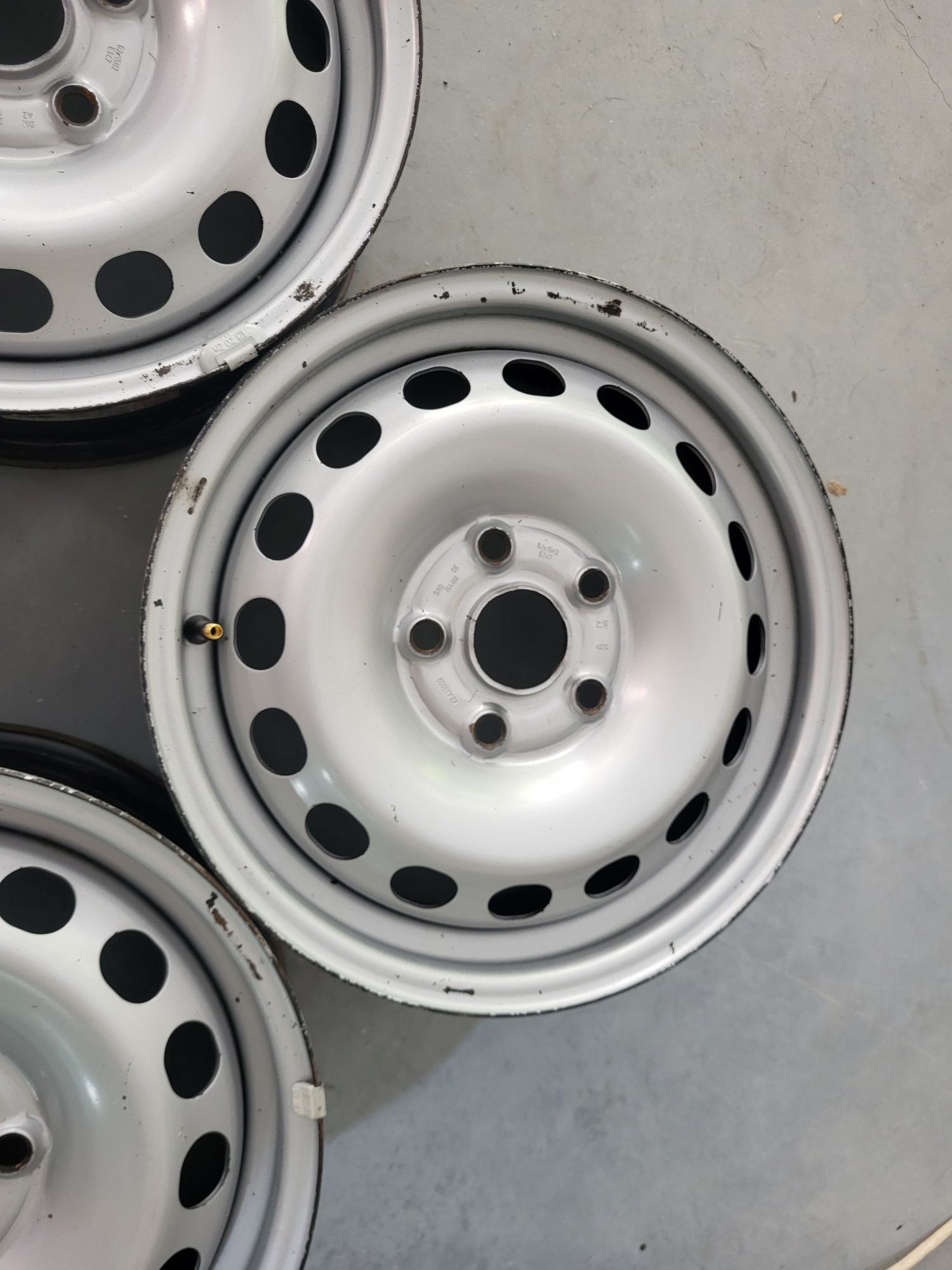 15 5х112 Vw Golf touran Caddy метални джанти 5х112
