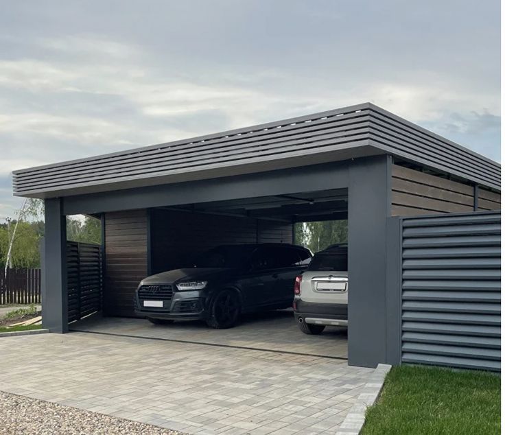 Garaje auto pe structura metalica învelite cu panouri sandwich