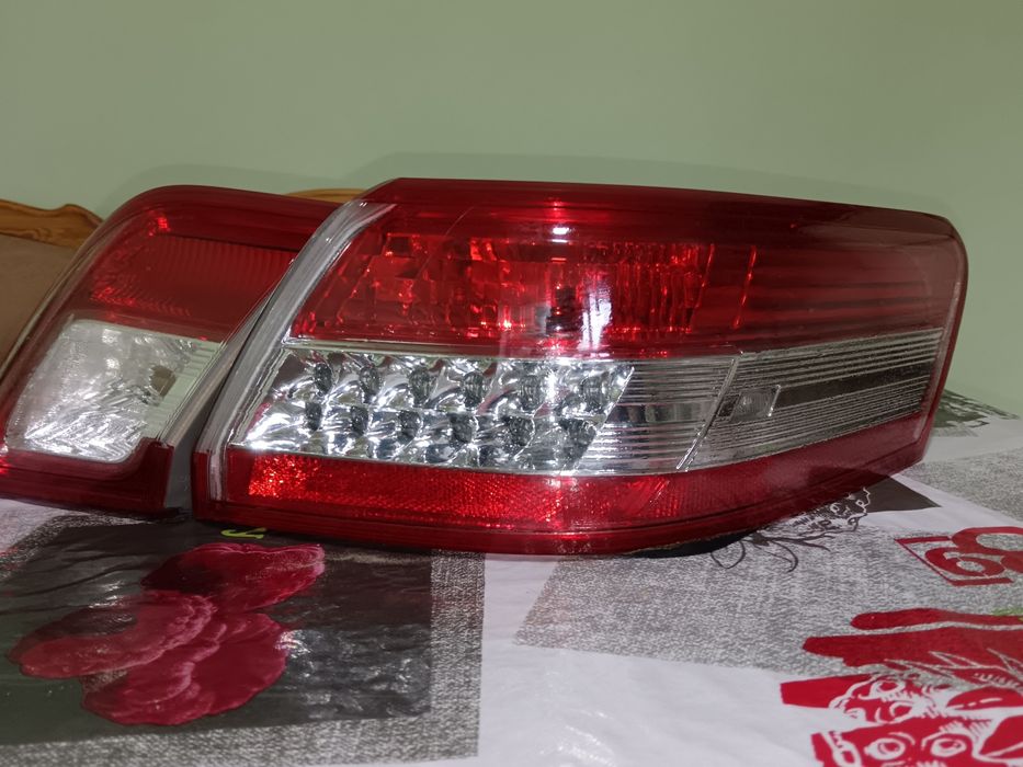 Задний стопы от TAYOTA CAMRY B/U 100$
