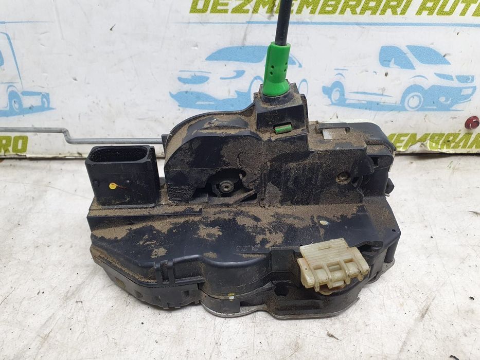 Broasca dreapta fata 3023880 Opel Astra J [2009 - 2012] 1.7 cdti A17D