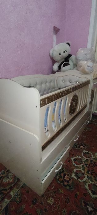 Bolalar uchun krovat